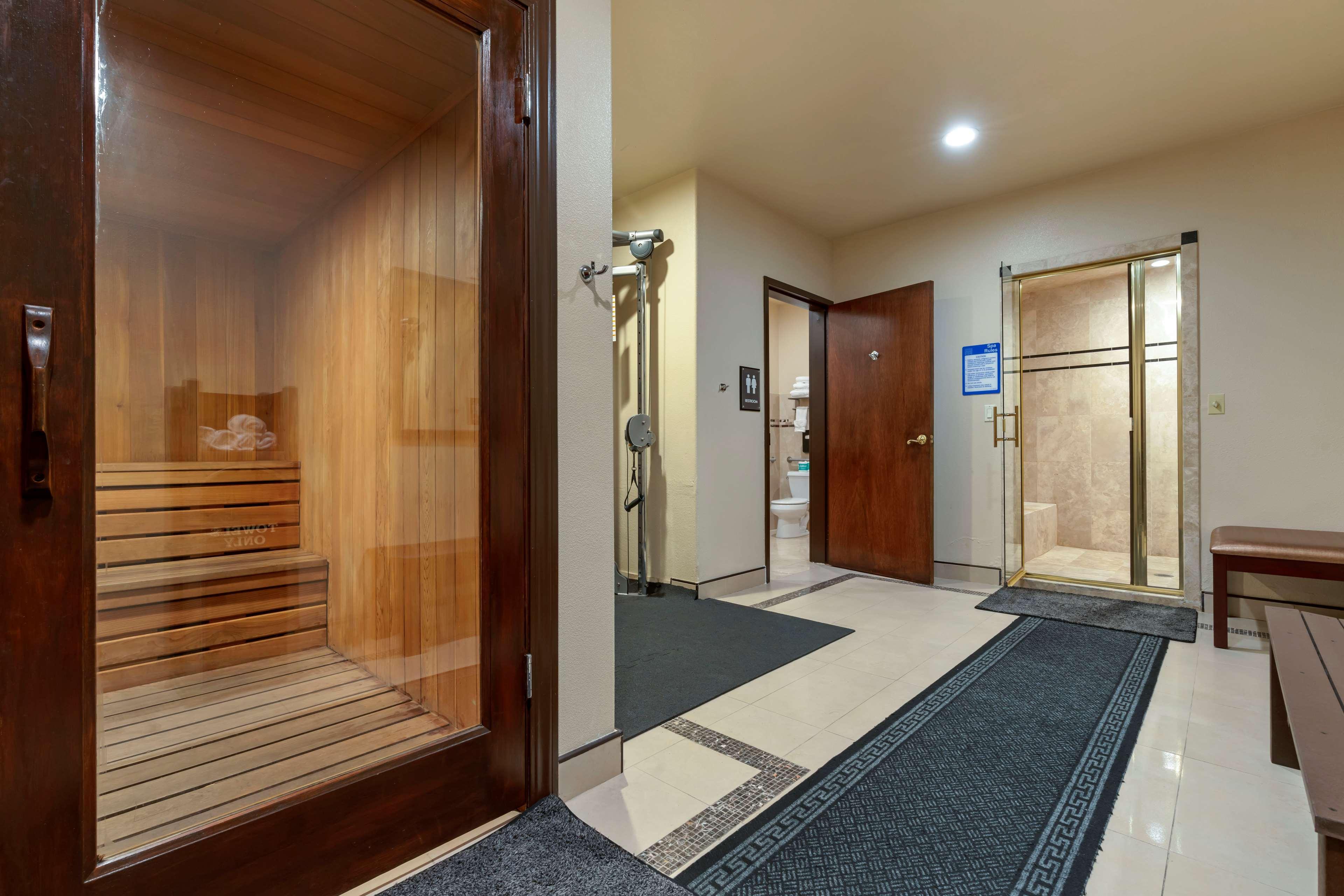 Best Western Plus Brookside 3*